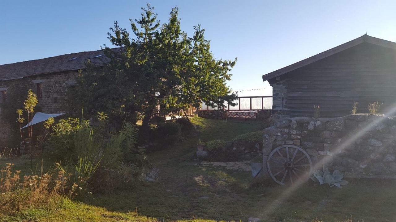 Bed and Breakfast Le Marconnes Saint-Arcons-de-Barges Екстер'єр фото